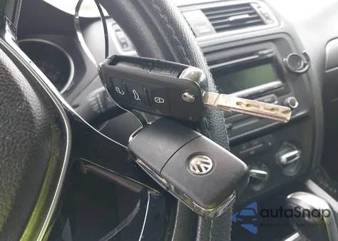 2015 Volkswagen Jetta 1.8T Se from USA, damaged, VIN 3VWD17AJ5FM285988